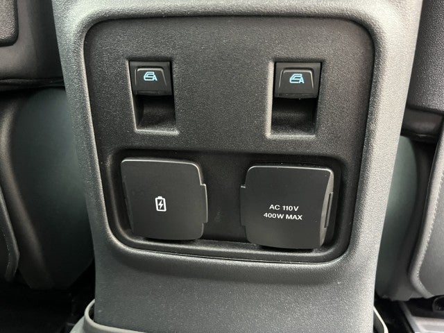 2022 Ford Bronco Badlands, Equip group 334A. V6 Engine, 10 speed Auto ,