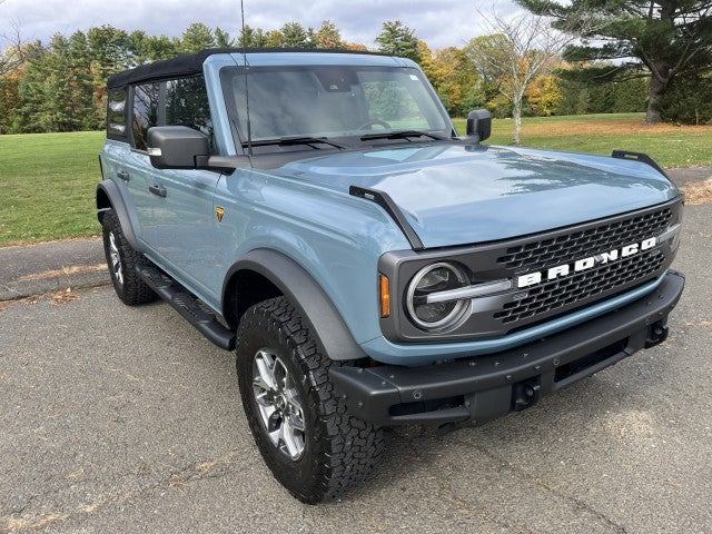 2022 Ford Bronco Badlands, Equip group 334A. V6 Engine, 10 speed Auto ,
