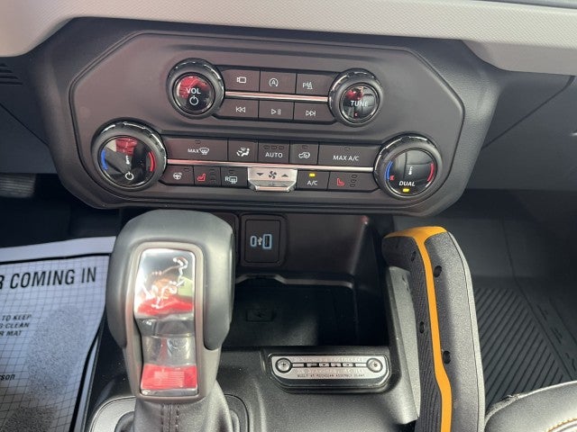 2022 Ford Bronco Badlands, Equip group 334A. V6 Engine, 10 speed Auto ,