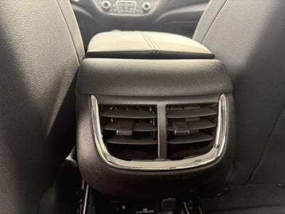 2022 Chevrolet Malibu Premier, 1-owner, no accidents,