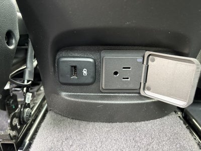 2022 Chevrolet Malibu Premier, 1-owner, no accidents,