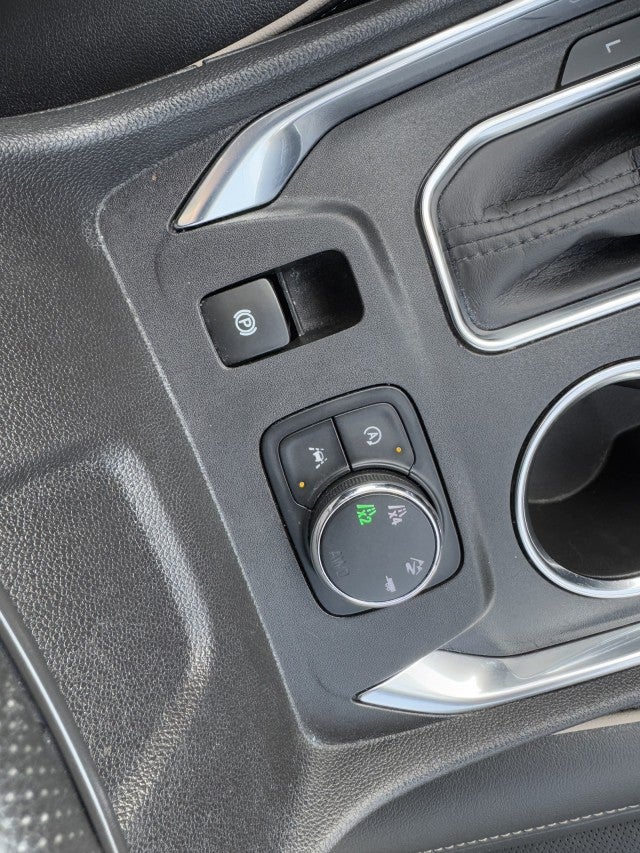 2022 Chevrolet Traverse Premier, AWD, Dual Sunroof, 7 Pass Premier, AWD, Dual Sunroof, 7 Pass