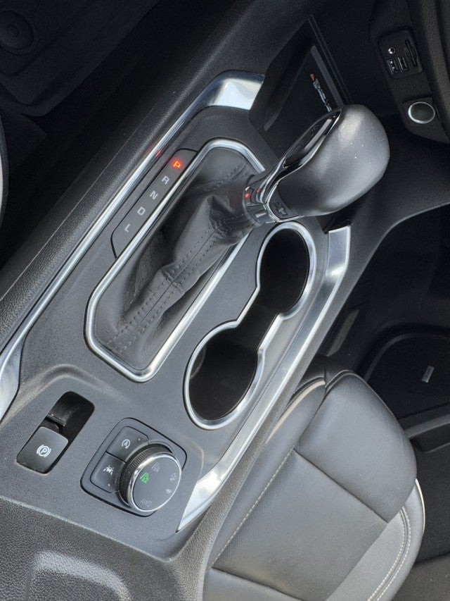 2022 Chevrolet Traverse Premier, AWD, Dual Sunroof, 7 Pass Premier, AWD, Dual Sunroof, 7 Pass