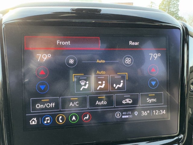 2022 Chevrolet Traverse Premier, AWD, Dual Sunroof, 7 Pass Premier, AWD, Dual Sunroof, 7 Pass