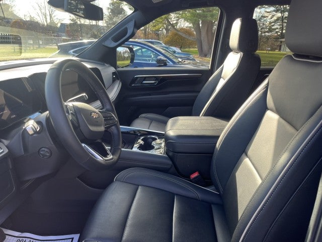 2025 Chevrolet Tahoe Premier, 2nd Row Buckets, 1-owner