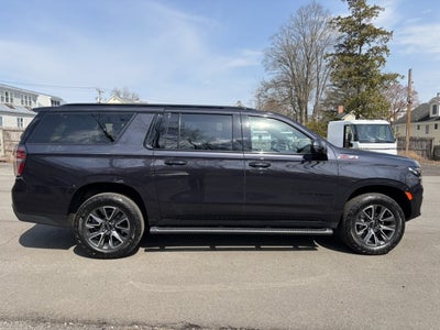 2023 Chevrolet Suburban Z71, Luxury Pkg., Sunroof, 2nd Row Buckets
