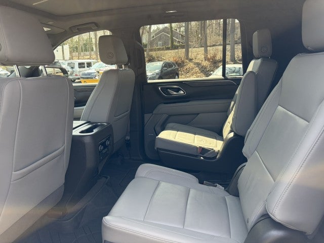 2023 Chevrolet Suburban Z71, Luxury Pkg., Sunroof, 2nd Row Buckets