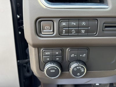 2023 Chevrolet Suburban Z71, Luxury Pkg., Sunroof, 2nd Row Buckets