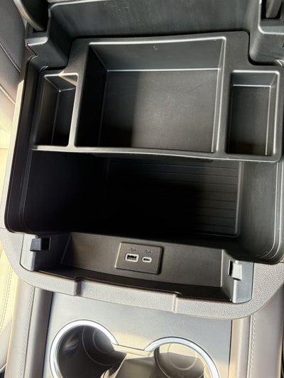 2023 Chevrolet Suburban Z71, Luxury Pkg., Sunroof, 2nd Row Buckets