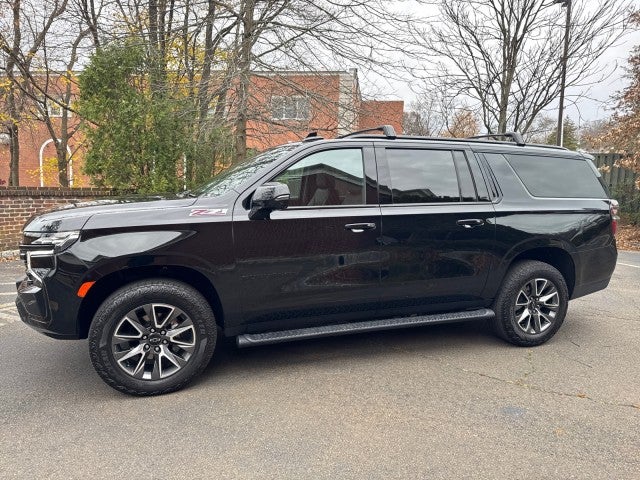 2024 Chevrolet Suburban Z71, Luxury Pkg, Panoramic Sunroof, 1- owner