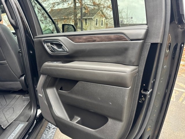 2024 Chevrolet Suburban Z71, Luxury Pkg, Panoramic Sunroof, 1- owner