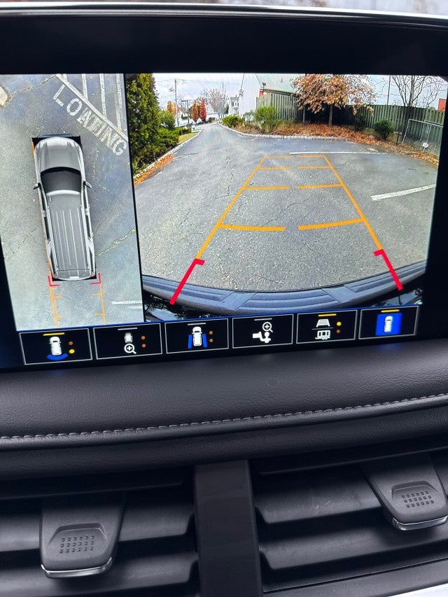 2024 Chevrolet Suburban Z71, Luxury Pkg, Panoramic Sunroof, 1- owner