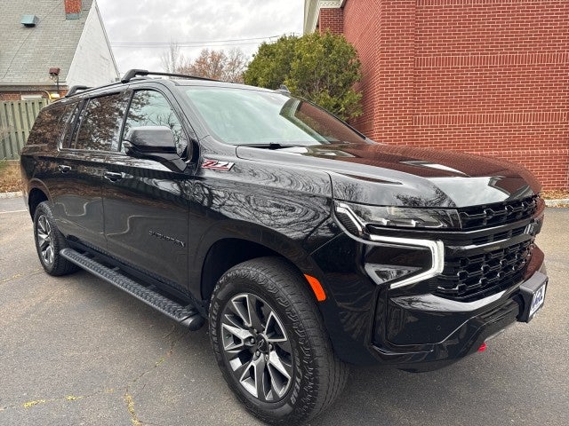 2024 Chevrolet Suburban Z71, Luxury Pkg, Panoramic Sunroof, 1- owner