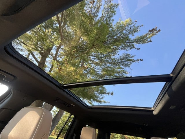 2024 Chevrolet Suburban Premier, Premium Pkg. 2, 22 Wheels, Power Assist Steps, 1-owner