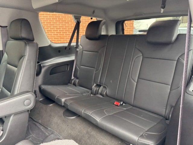 2017 Chevrolet Suburban LT, 2nd Row Buckets, Brand NEW GM Transmission with warranty