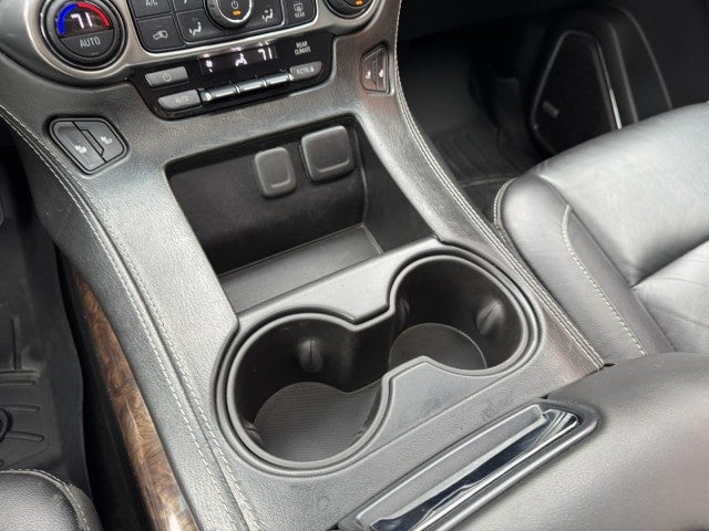 2017 Chevrolet Suburban LT, 2nd Row Buckets, Brand NEW GM Transmission with warranty