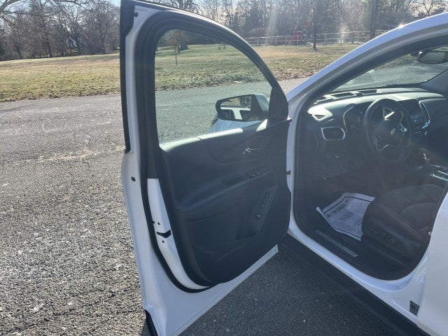 2022 Chevrolet Equinox Premier, AWD, 1-owner