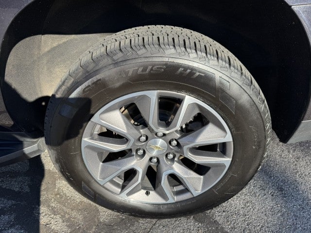 2022 Chevrolet Suburban LT