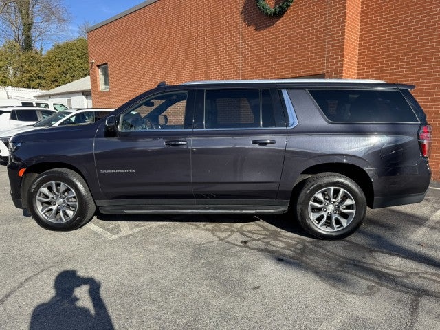 2022 Chevrolet Suburban LT