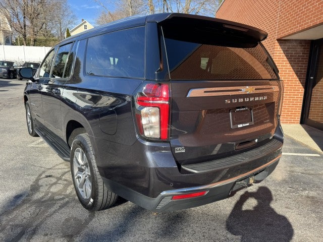 2022 Chevrolet Suburban LT