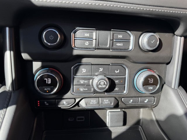 2022 Chevrolet Suburban LT